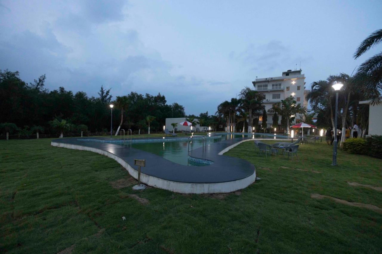 Samudra Resorts And Spa Puri Kültér fotó