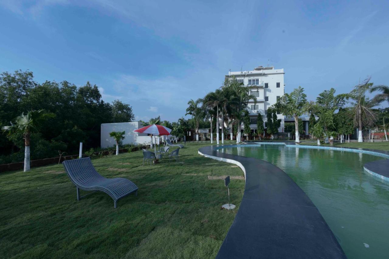 Samudra Resorts And Spa Puri Kültér fotó