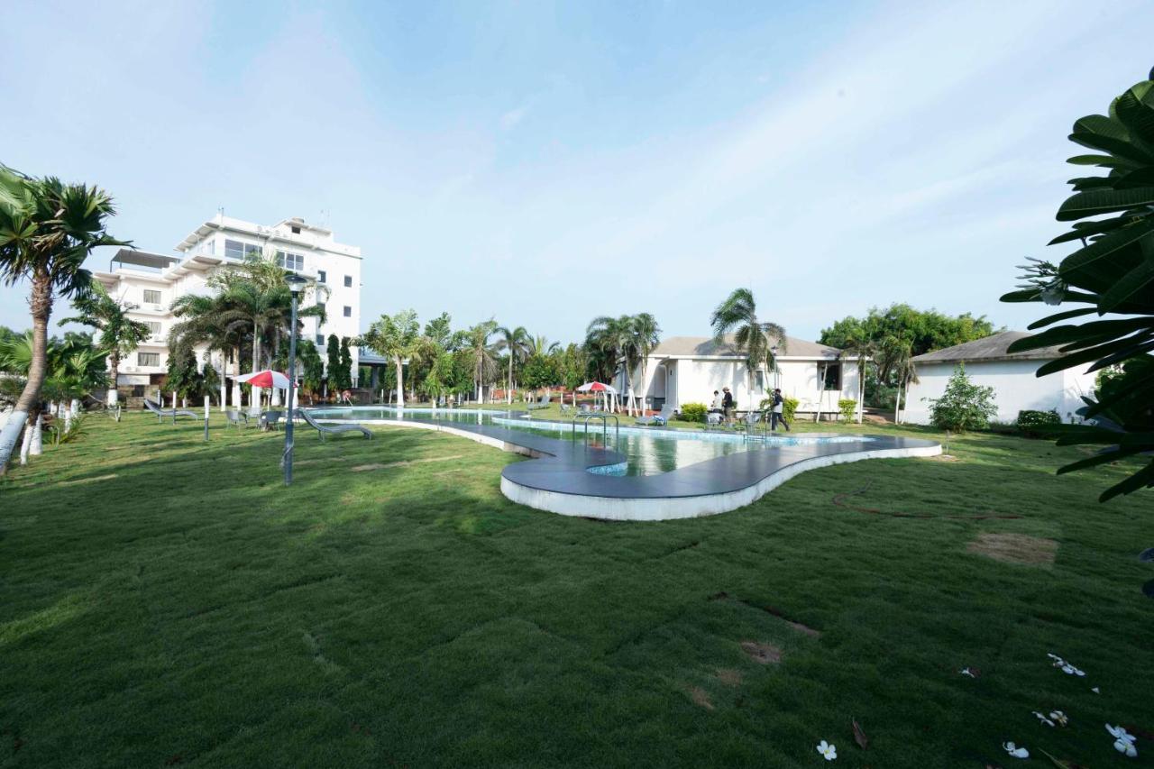 Samudra Resorts And Spa Puri Kültér fotó